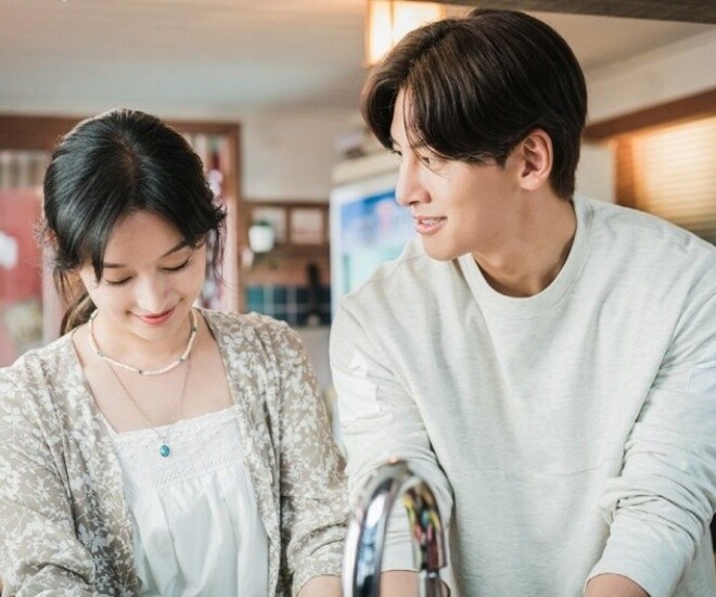 Chồng chủ động hiến tinh trùng cho vợ cũ, lời mẹ chồng nói càng khiến tôi lặng người - 1