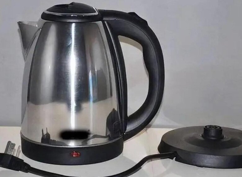 Ấm siêu tốc 100 nghìn và 1 triệu khác nhau ở điểm nào? Sau khi thay ấm tôi mới hiểu - 3
