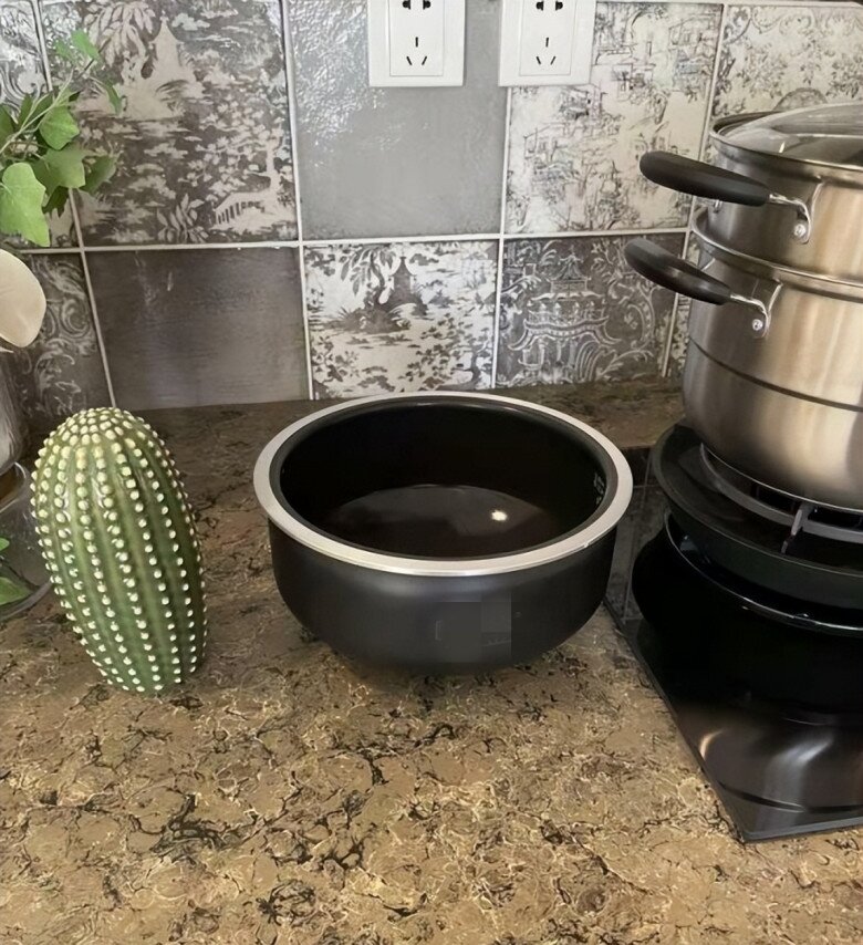 Có cần mua nồi cơm điện đắt tiền không? Nồi 500.000 đồng và 5 triệu khác nhau thế nào? Nhân viên bán hàng tiết lộ sự thật - 3