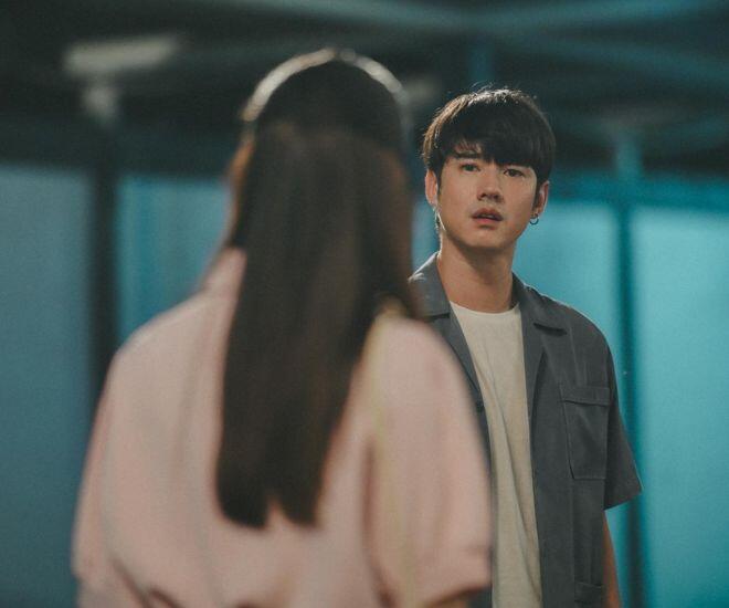 Đang lau người cho vợ, mẹ khuyên lấy vợ mới, tôi đáp một câu khiến bà run tay đánh rơi điện thoại - 1