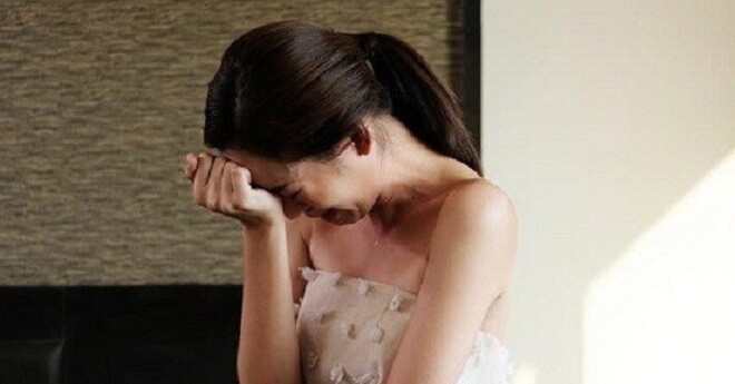 Đồng nghiệp đùa bảo tôi làm mẹ nuôi cho con cô ấy, tôi đồng ý rồi sững sờ khi thấy mặt thằng bé - 2