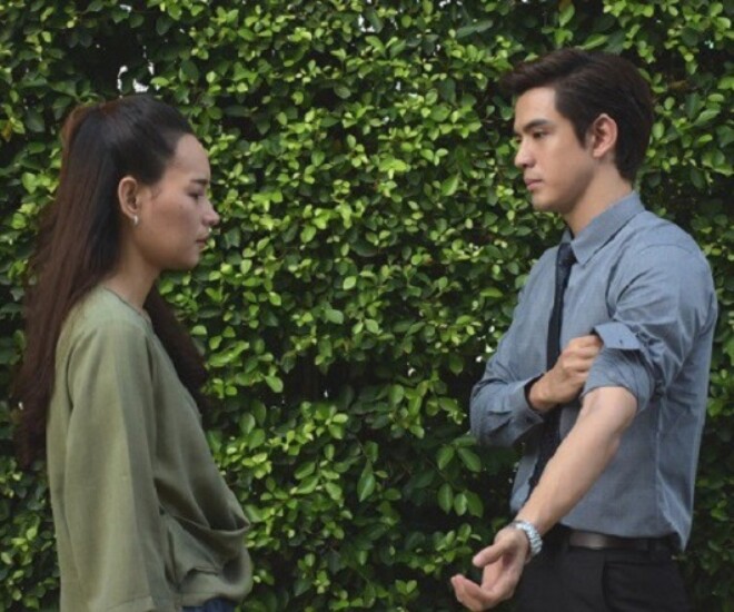 Đưa mẹ chồng đi du lịch, thấy một cảnh trên bãi biển, lúc về bà liền chuyển hết tài sản cho tôi - 1