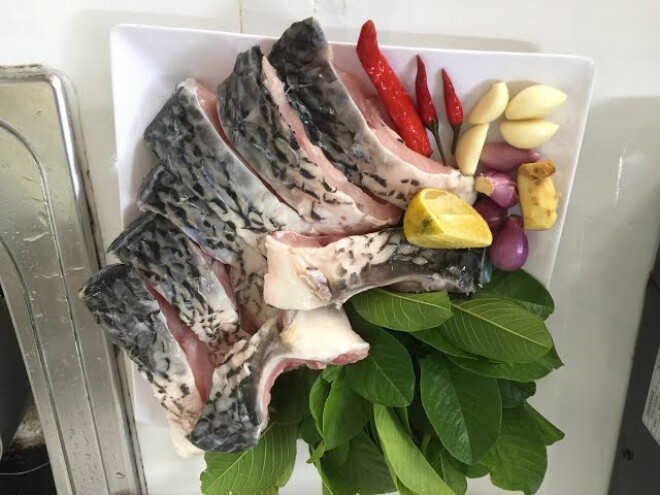 Lá này kho cá cực ngon, quả chứa vitamin C gấp 4 lần cam, trồng một cây gia đình đời đời hưng thịnh - 4
