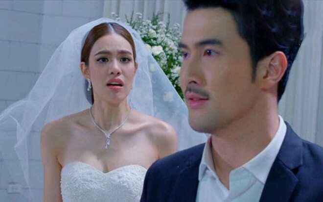 Ngày tôi tái hôn, vợ cũ không mời mà đến nhưng thấy dáng vẻ của cô ấy, tôi liền tặng 20 triệu - 2