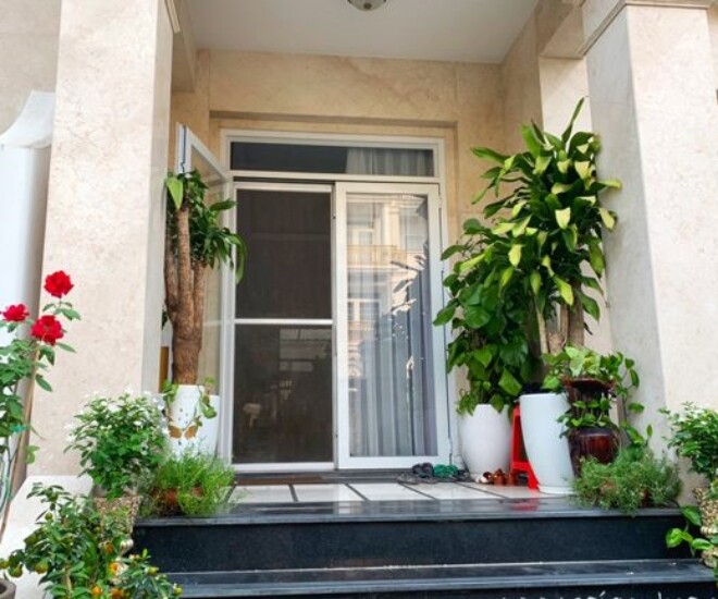 Nhà chật mấy cũng đừng để 4 thứ trước cửa, Thần Tài thấy sẽ quay đầu bỏ đi ngay - 1
