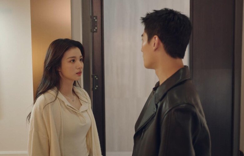 Vợ nửa đêm lén gọi video với chồng cũ, biết sự thật tôi xin lỗi anh ta và đưa 30 triệu - 2