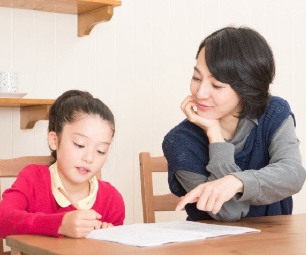 Không phải trẻ học giỏi sẽ thành công, 3 kỹ năng sống còn bố mẹ phải dạy con sớm - 1