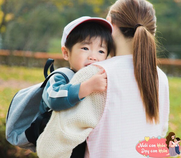 Trẻ ở nhà khỏe nhưng đến trường là bị ốm, bố mẹ cần biết 3 nguyên nhân mà giáo viên không muốn nói - 3