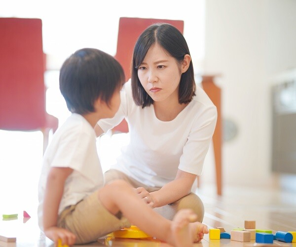 3 biểu hiện cảnh báo trẻ đang dần trở nên vô tâm, bố mẹ điều chỉnh ngay trước khi quá muộn - 1