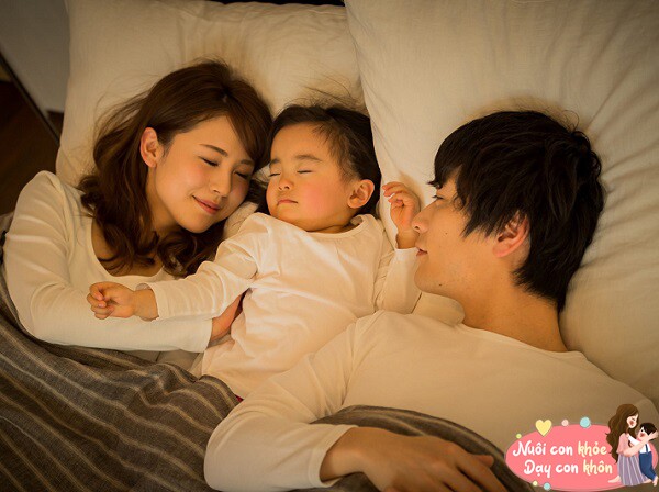 Trẻ ngủ với mẹ và không ngủ với mẹ: Hai cách khác nhau của tuổi thơ tạo ra khác biệt lớn khi trưởng thành - 3
