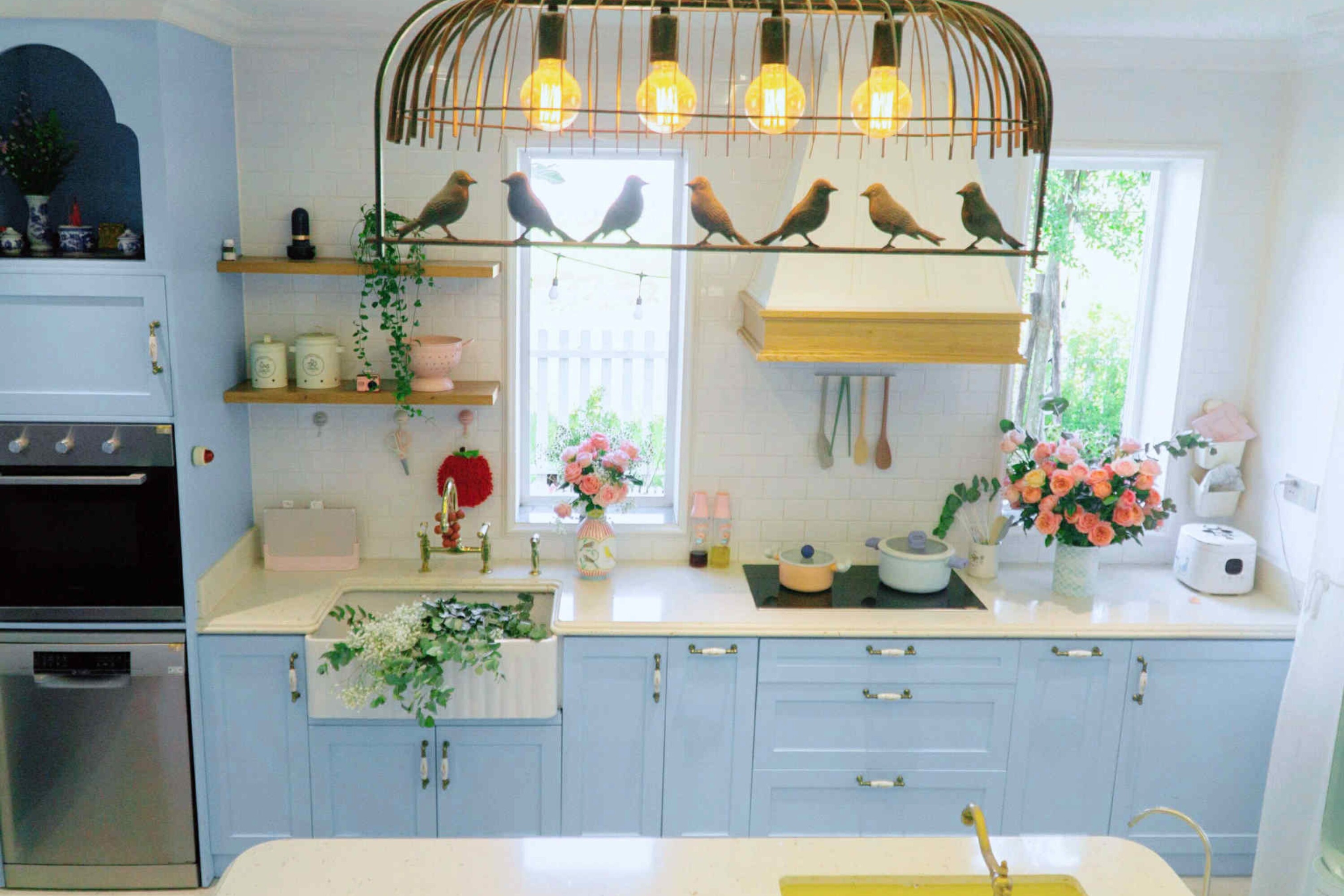 Cặp vợ chồng 8X Đà Nẵng chi 7 tỷ đồng xây biệt thự phủ màu xanh bầu trời, phong cách thơ mộng ai nhìn cũng mê - 12