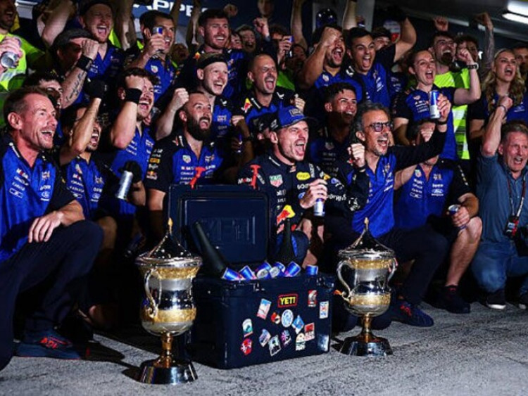 Kết quả đua xe F1, Bahrain GP tại Malaysia: Verstappen giành chiến thắng đầu tay