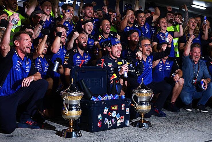 Kết quả đua xe F1, Bahrain GP tại Malaysia: Verstappen giành chiến thắng đầu tay - 1