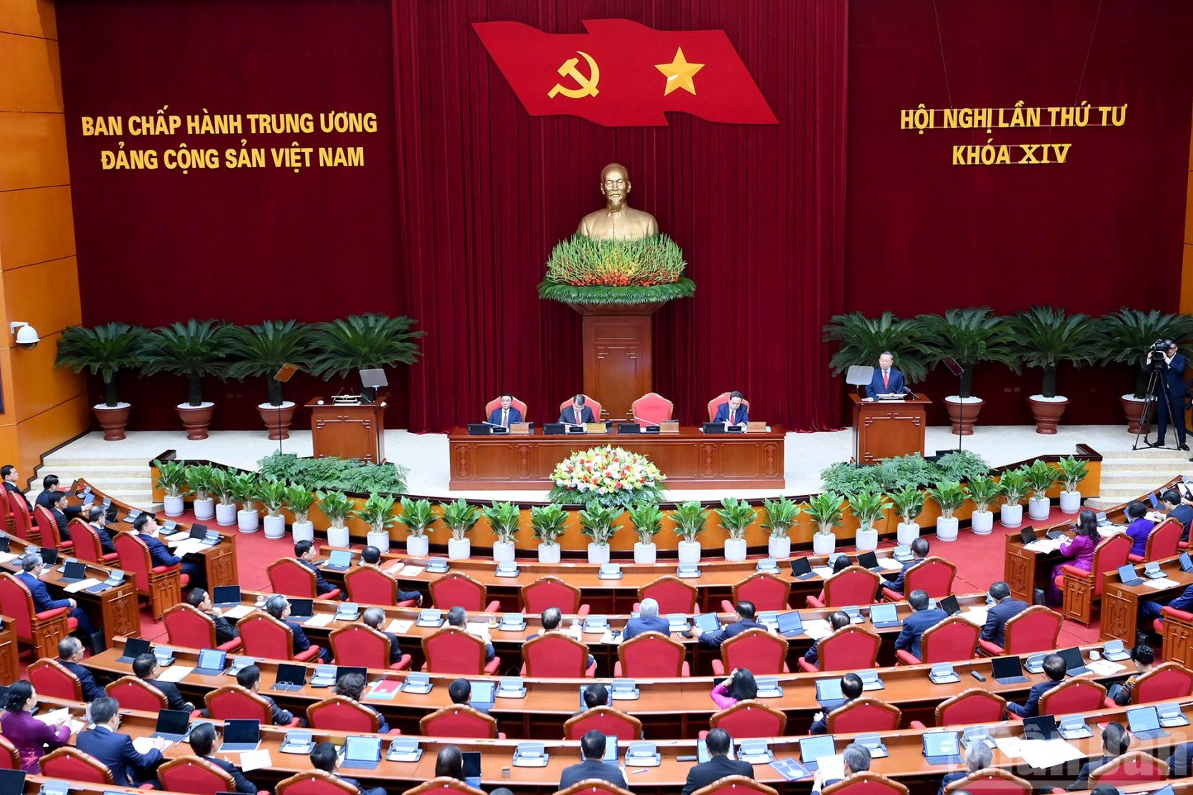 Phát biểu của Tổng Bí thư, Chủ tịch nước Tô Lâm khai mạc Hội nghị lần thứ tư Ban Chấp hành Trung ương Đảng khóa XIV - 5