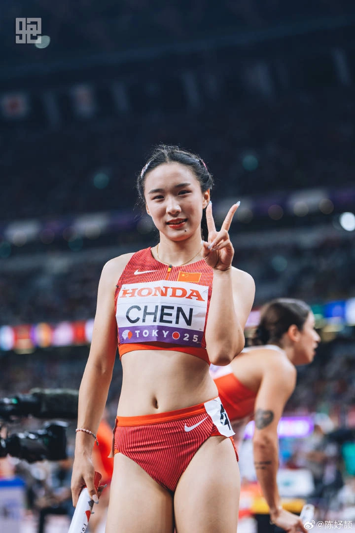 Hot girl 17 tuổi khoe vẻ đẹp trong trẻo & thần thái rạng ngời, giành 3 HCV ASIAD - 2
