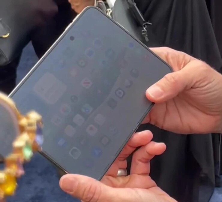 iPhone Duo có một điểm khiến người dùng Apple khó chấp nhận - 2
