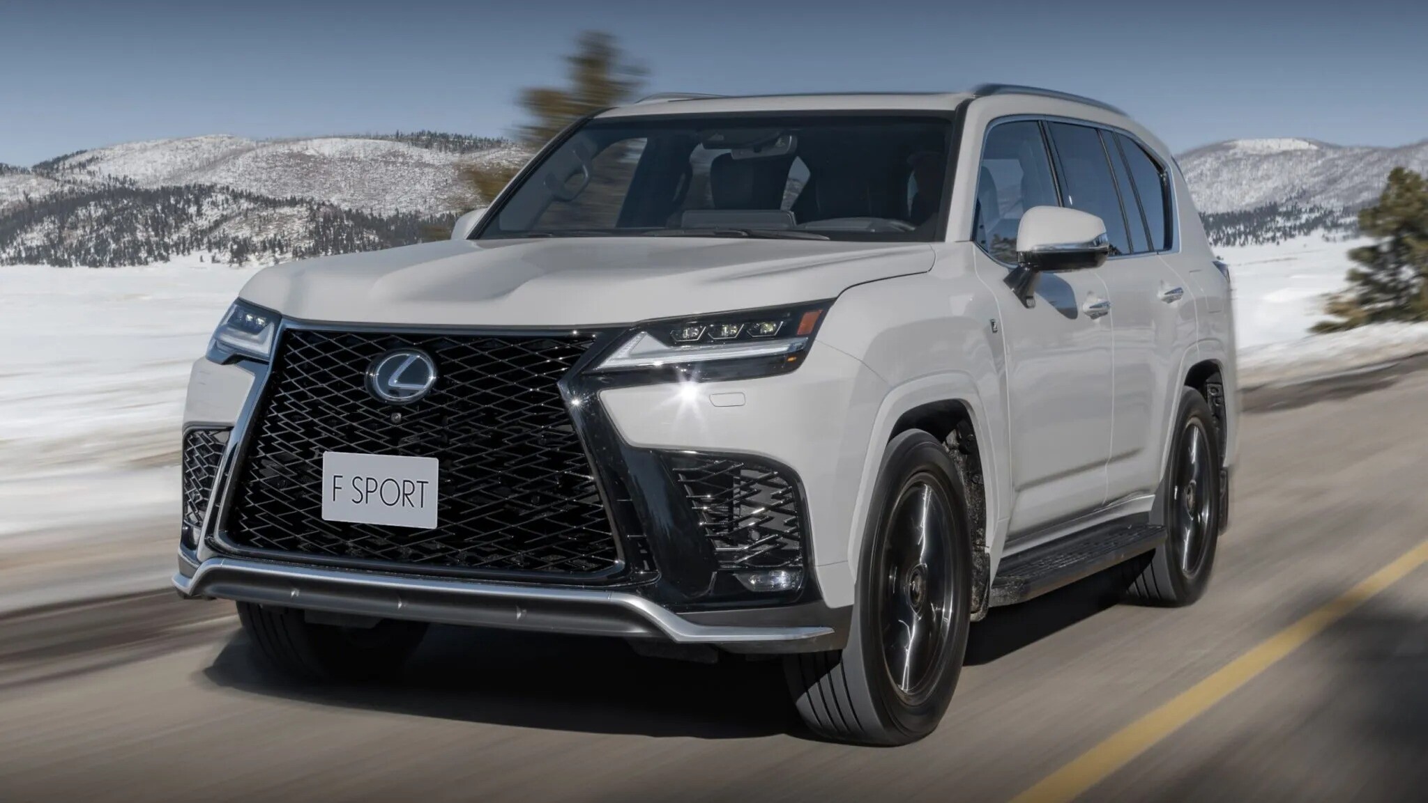 Lexus LX600h được bổ sung thêm phiên bản F Sport - 4