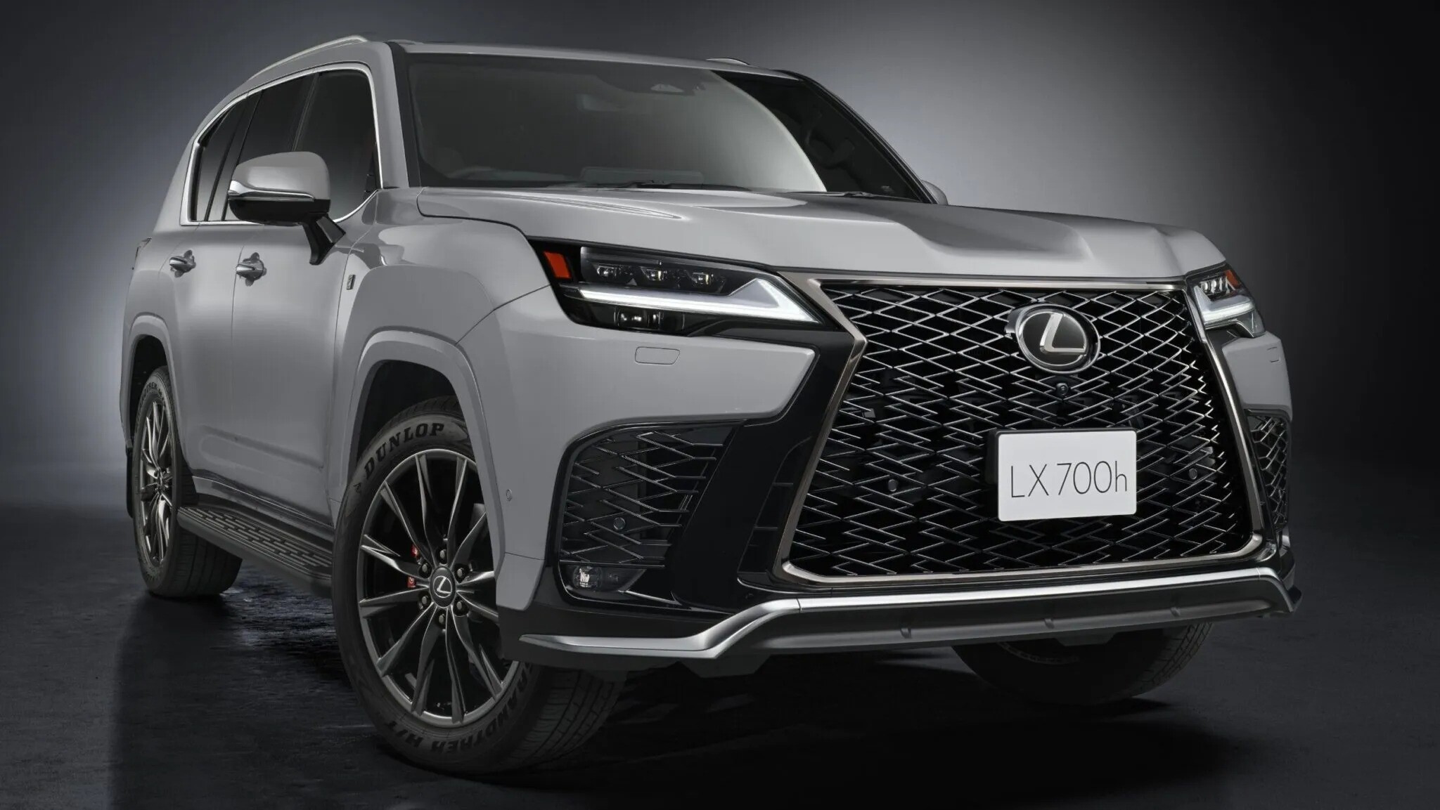 Lexus LX600h được bổ sung thêm phiên bản F Sport - 1