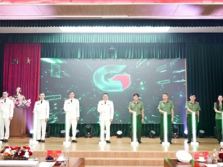 Công nghệ - Nhà mạng di động gần 20 năm tuổi của Bộ Công an có động thái bất ngờ