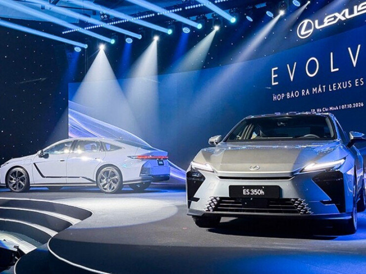 Giao thông - Lexus giới thiệu bộ đôi ES Hybrid và thuần điện thế hệ mới