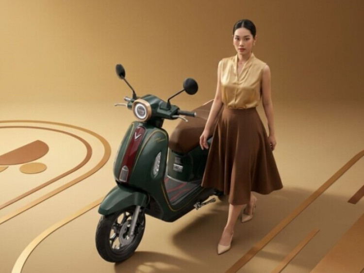 Thông tin doanh nghiệp - Evo Grand Premia và Evo Grand Limited: Xe máy điện dáng sang, tiện ích hợp người dùng đô thị