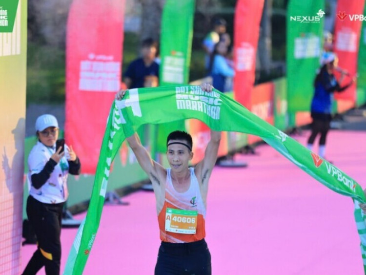 Thông tin doanh nghiệp - Hàng chục nghìn runner bứt phá thành tích tại VPBank Đất Sen Hồng Music Marathon 2026