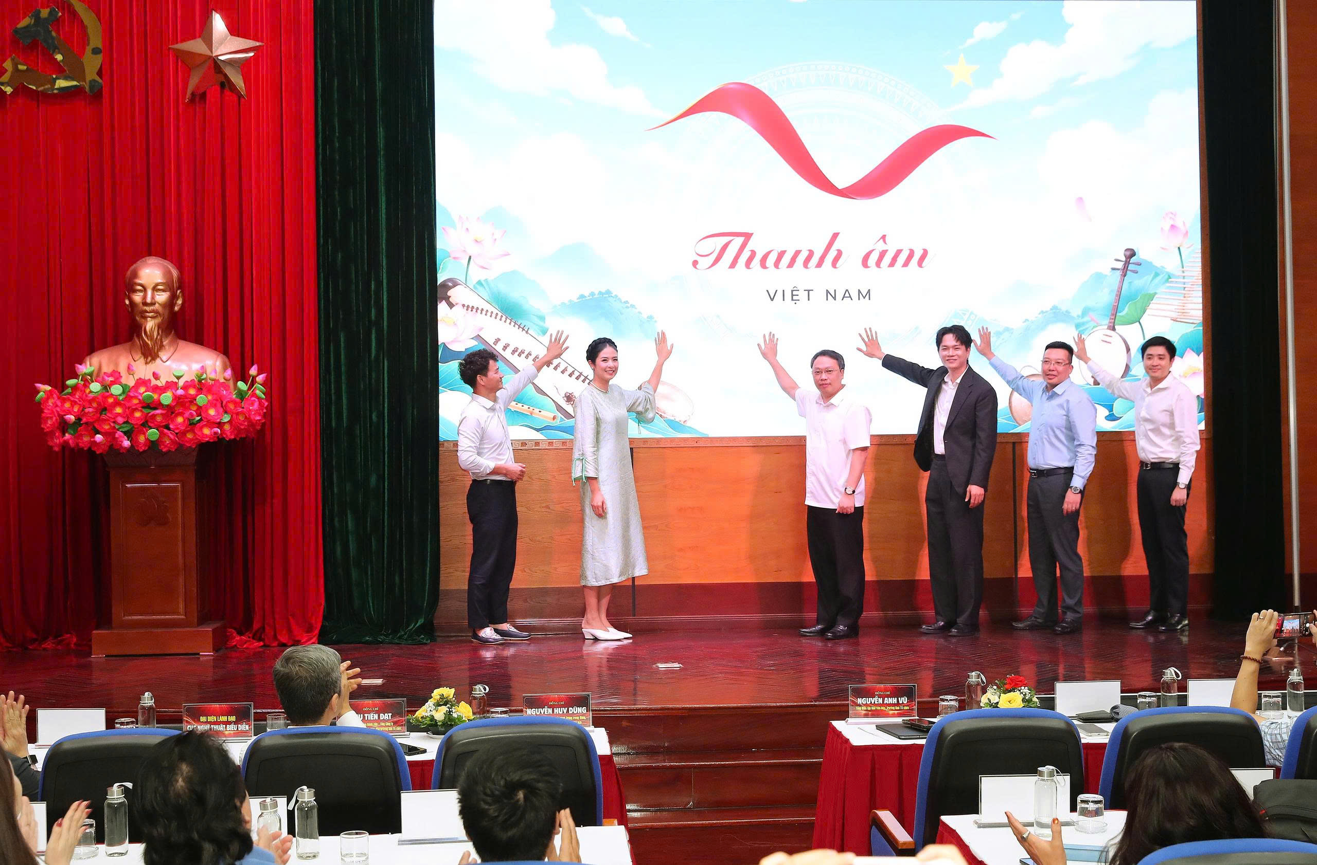 Hướng tới hình thành “ngân hàng" thanh âm, giai điệu Việt Nam - 6