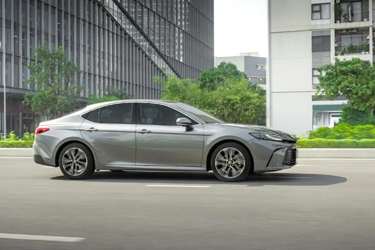 Ba mẫu sedan từng thống trị ô tô Việt Nam 10 năm trước giờ ra sao? - 3