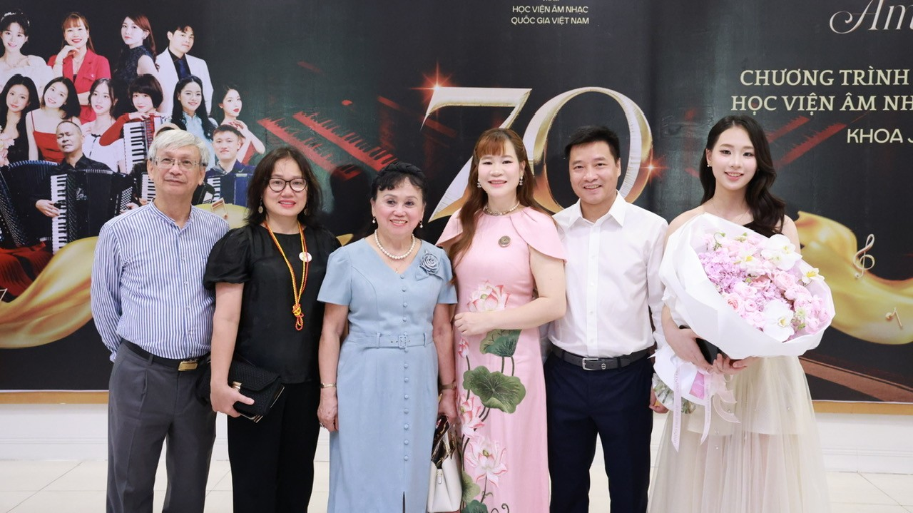 "Âm vang thời gian" – khi những phím đàn nối dài dòng chảy âm nhạc - 6