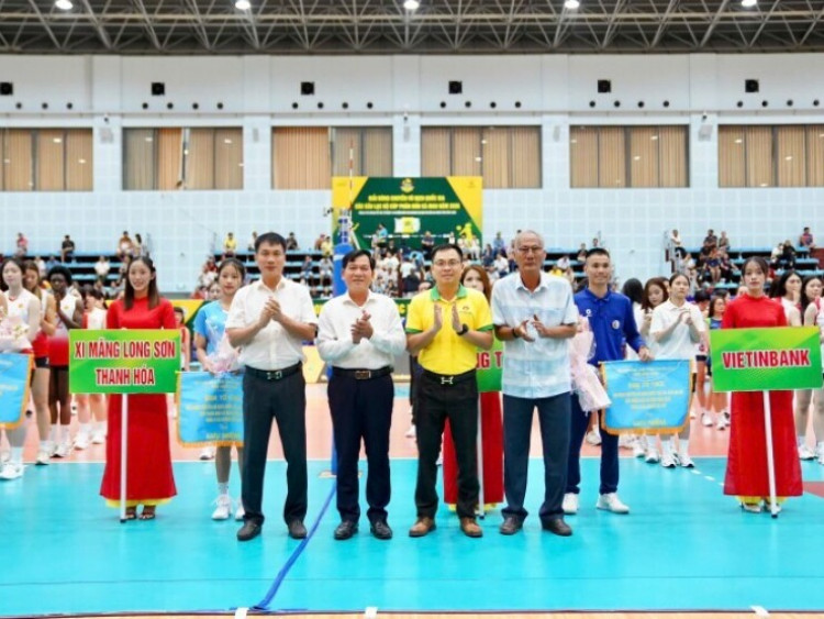 Thông tin doanh nghiệp - Bùng nổ tranh tài tại vòng 2 Giải Bóng chuyền Vô địch Quốc gia Cúp Phân Bón Cà Mau