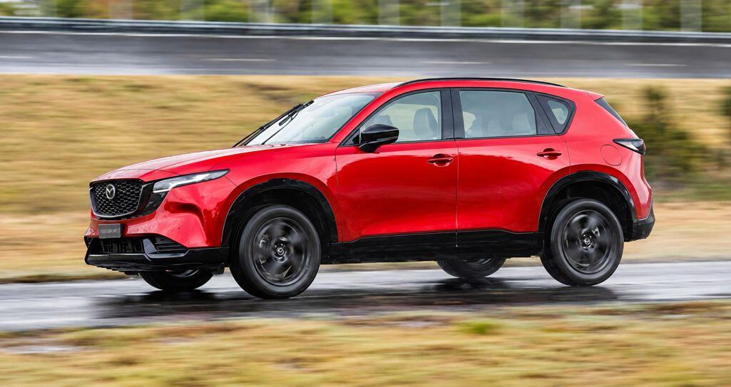 Mazda chỉ cung cấp tùy chọn động cơ hybrid thường cho dòng xe CX-5 - 3