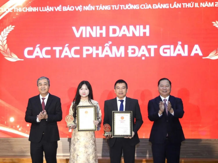 Phát huy vai trò của Mặt trận Tổ quốc Việt Nam và các đoàn thể chính trị - xã hội trong công tác bảo vệ nền tảng tư tưởng của Đảng
