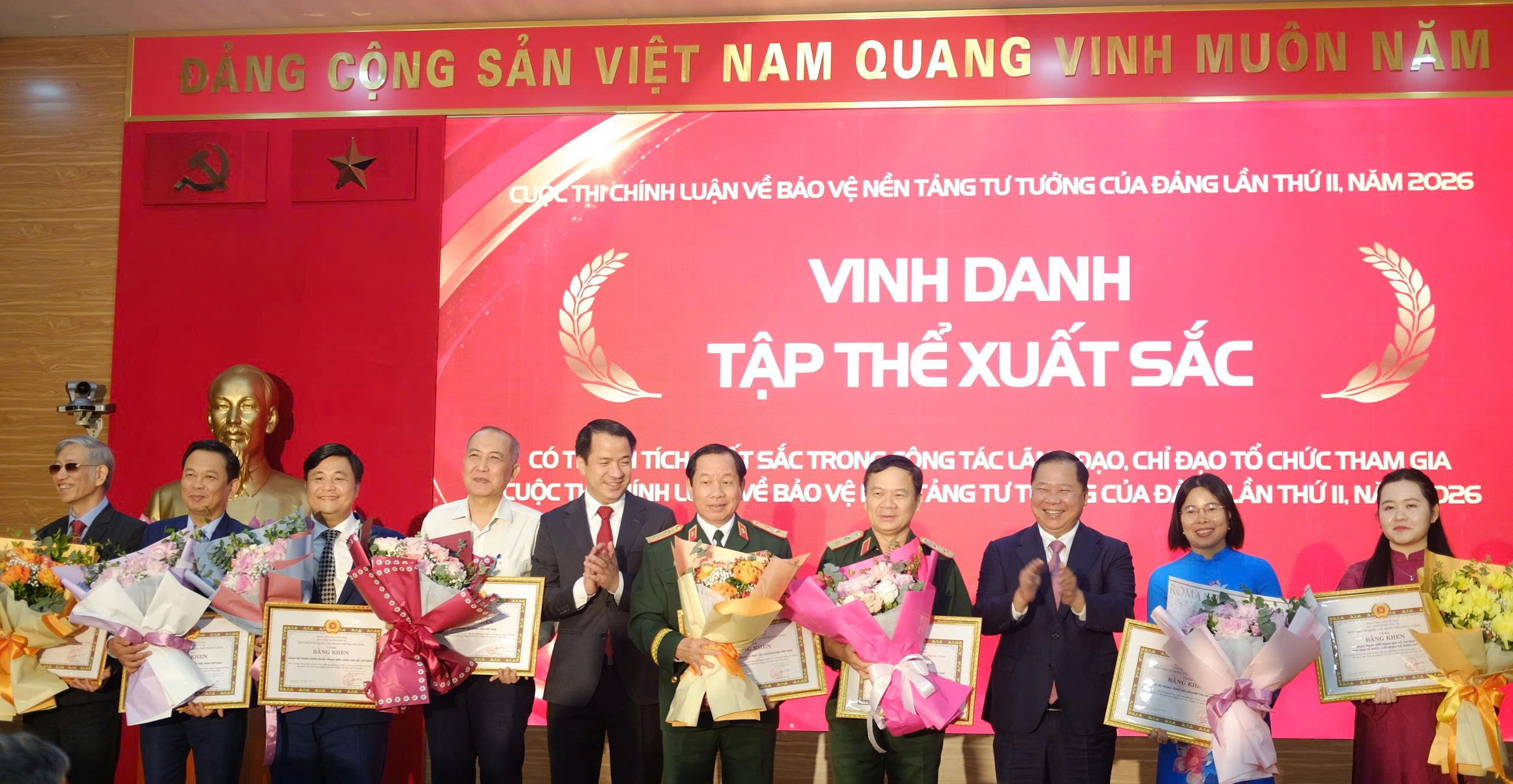 Phát huy vai trò của Mặt trận Tổ quốc Việt Nam và các đoàn thể chính trị - xã hội trong công tác bảo vệ nền tảng tư tưởng của Đảng - 2