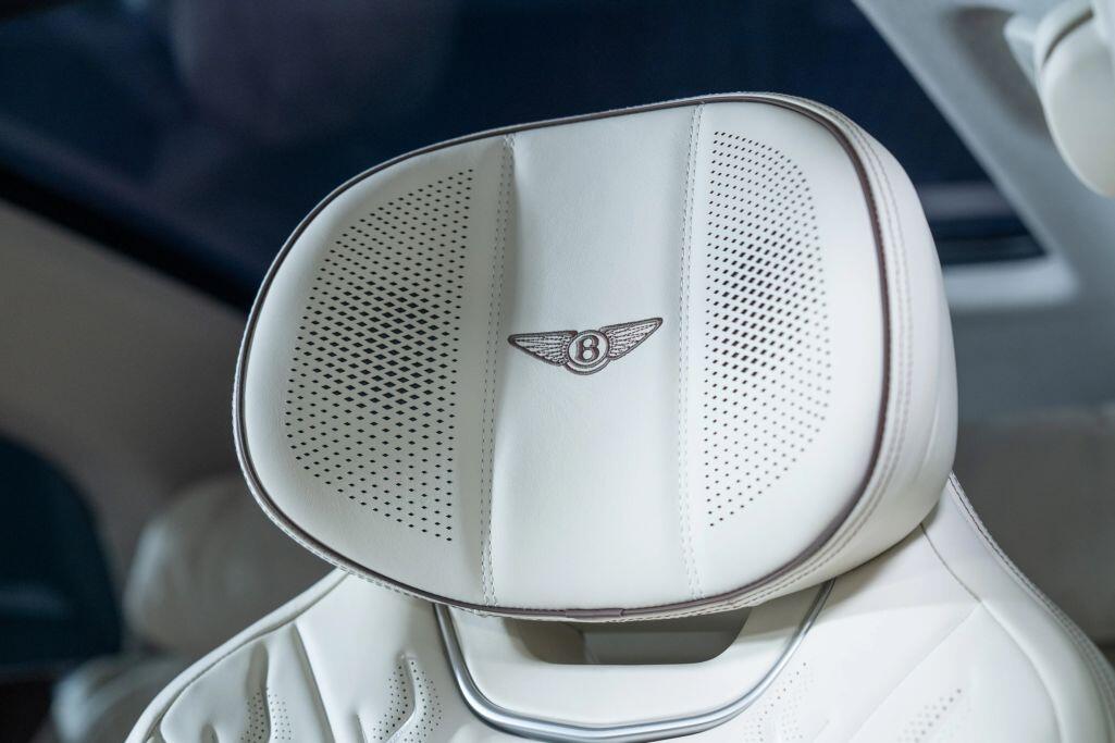 Bentley Torcal EV đầu tiên ra mắt thị trường châu Á - 5