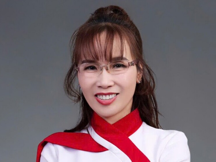 Thông tin doanh nghiệp - Những bóng hồng Vietjet làm chủ bầu trời