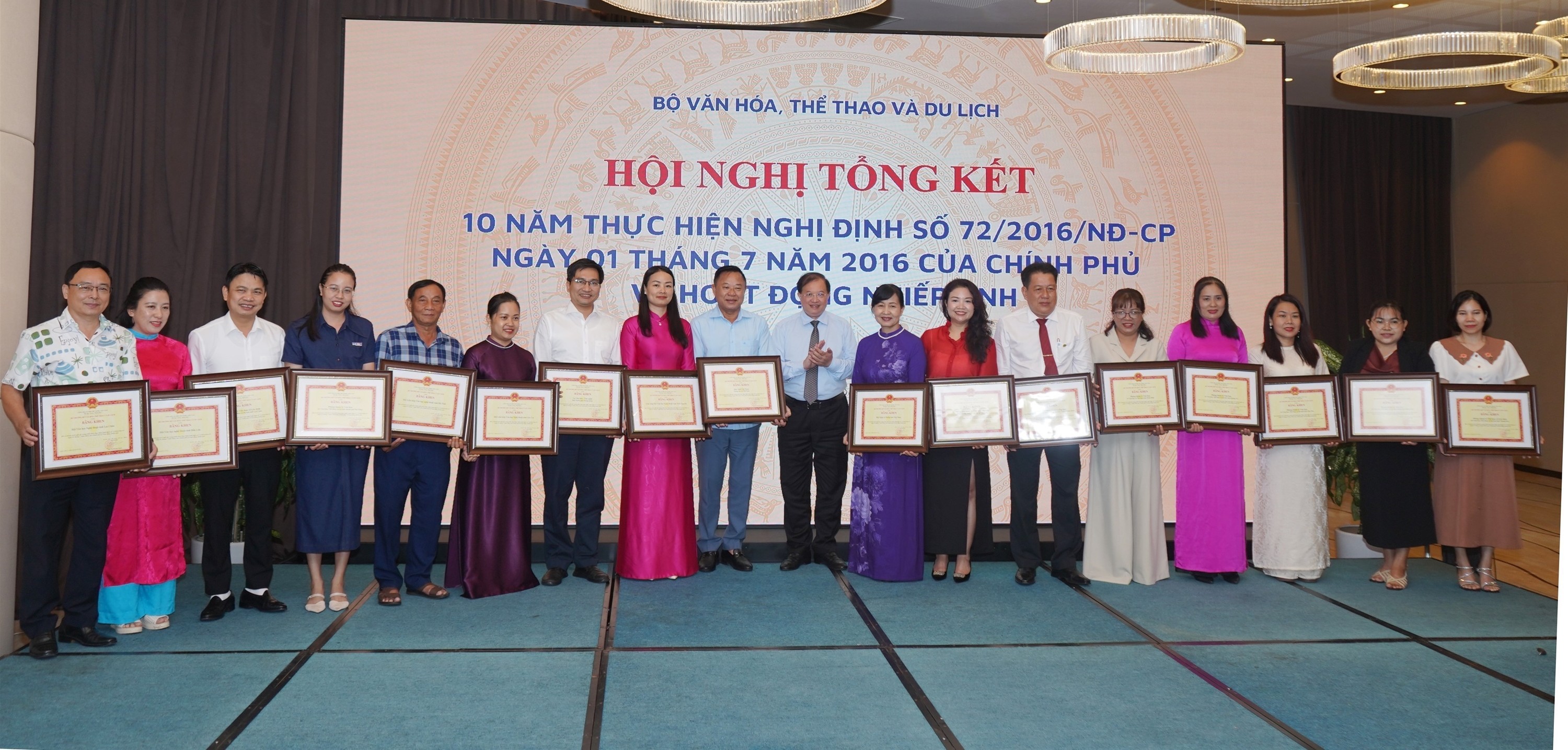 Hoàn thiện hành lang pháp lý cho hoạt động nhiếp ảnh trong thời đại số - 2