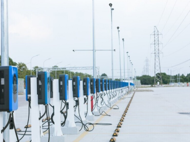 Thông tin doanh nghiệp - Bên trong trạm sạc ô tô điện V-Green quy mô lớn nhất Việt Nam, hơn 1.000 cổng tại Hà Nội