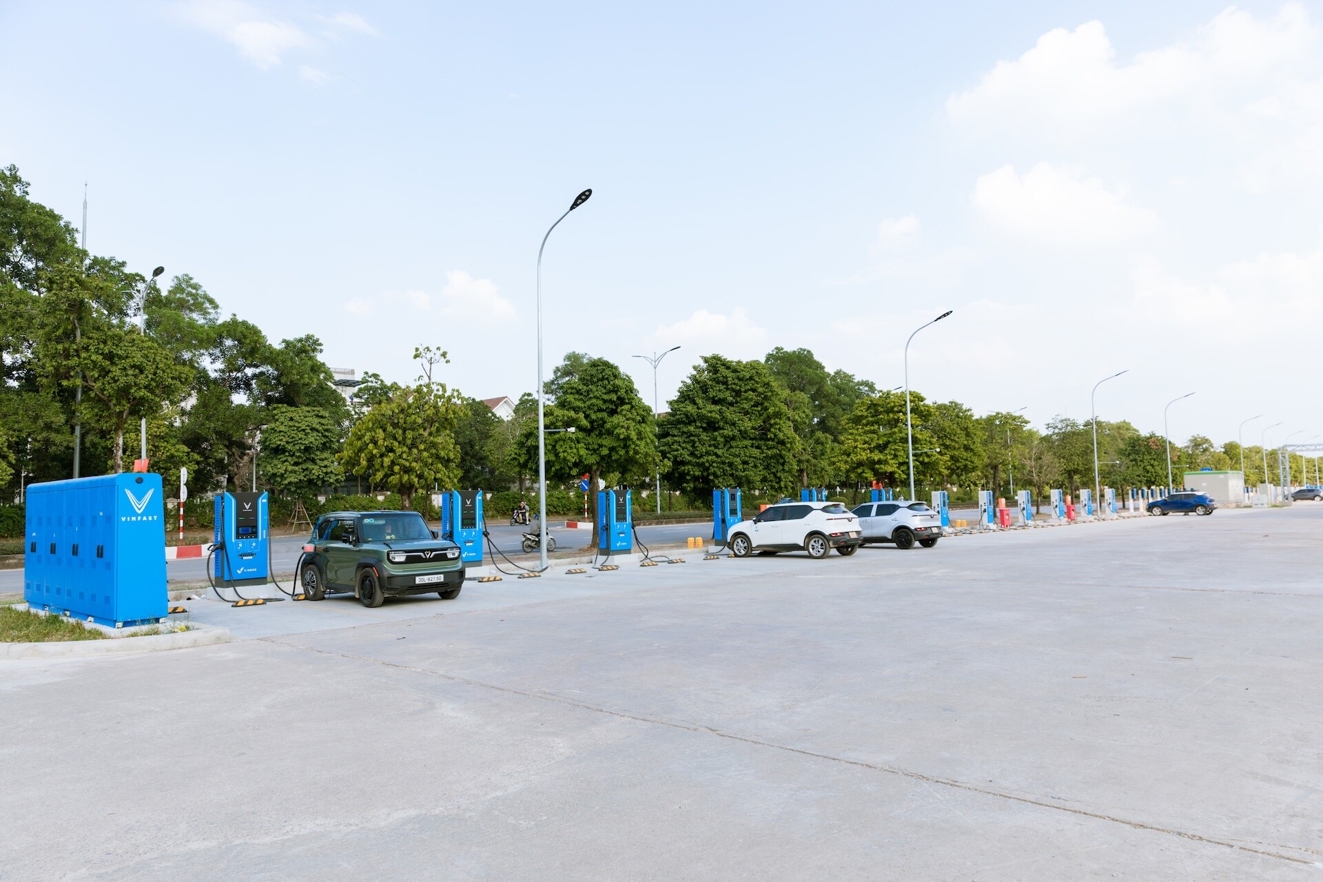 Bên trong trạm sạc ô tô điện V-Green quy mô lớn nhất Việt Nam, hơn 1.000 cổng tại Hà Nội - 5