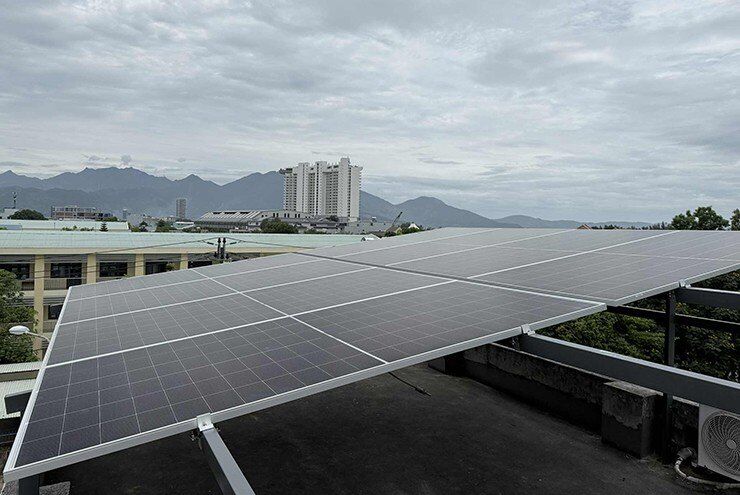 Bao nhiêu pin mặt trời đủ cung cấp điện cho cả ngôi nhà quanh năm? - 1