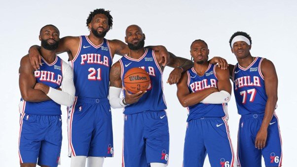 Nóng nhất thể thao tối 23/10: NBA 2026/27 trên FPT Play: LeBron "đổi áo", Knicks bảo vệ ngôi vương - 1