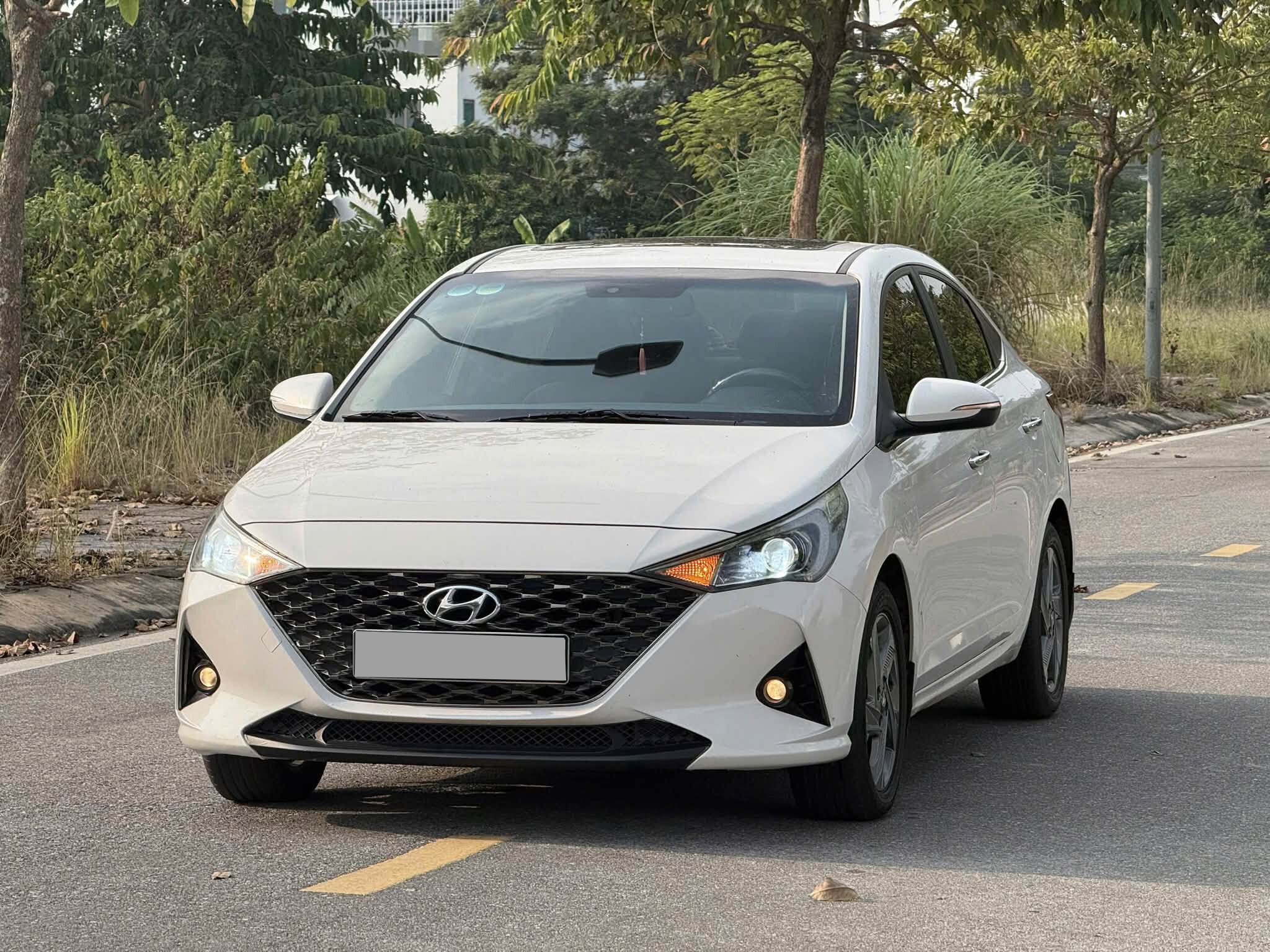 Hyundai Accent: Sau thời gian sử dụng, ưu nhược điểm lộ rõ - 1