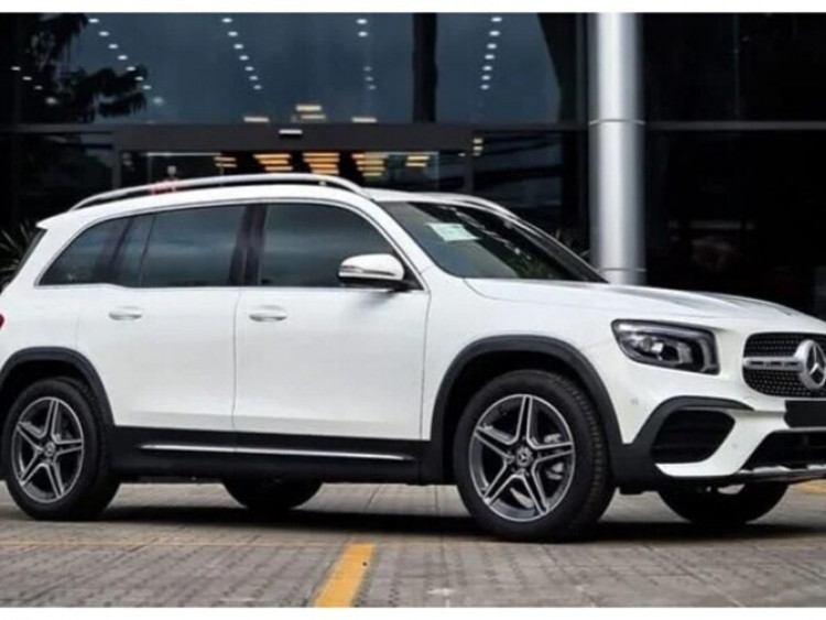 Mercedes-Benz triệu hồi loạt xe GLB và C-Class tại Việt Nam vì lỗi cụm khóa cửa