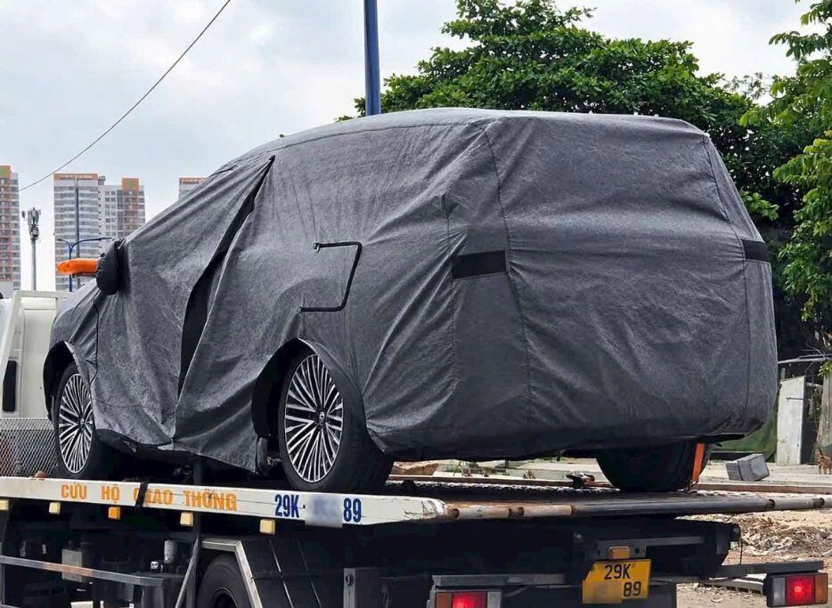 Volkswagen ID X9 Era bất ngờ xuất hiện tại Việt Nam - 1