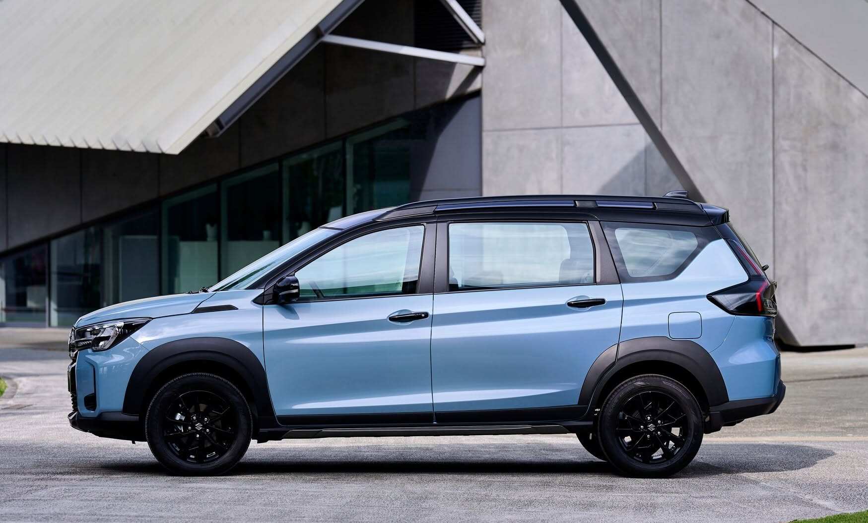 Suzuki Việt Nam công bố giá bán dòng xe XL7 nâng cấp mới. - 3