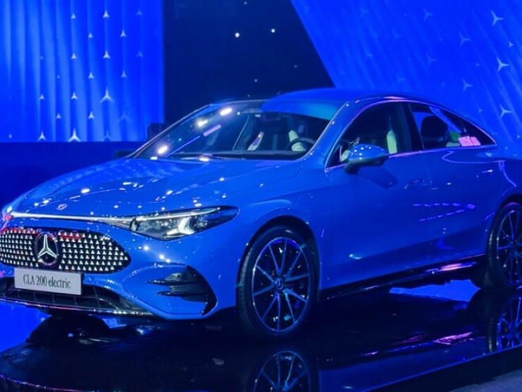 Giao thông - Chi tiết mẫu xe điện Mercedes-Benz CLA 200 đầu tiên về Việt Nam