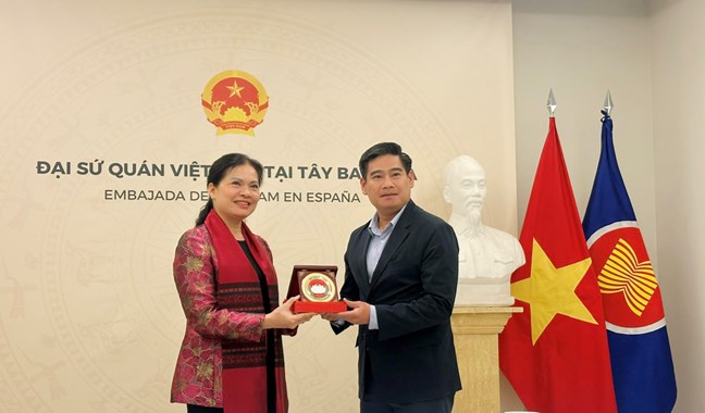 Đoàn đại biểu cấp cao Ủy ban Trung ương MTTQ Việt Nam thăm và làm việc tại Vương quốc Tây Ban Nha - 5