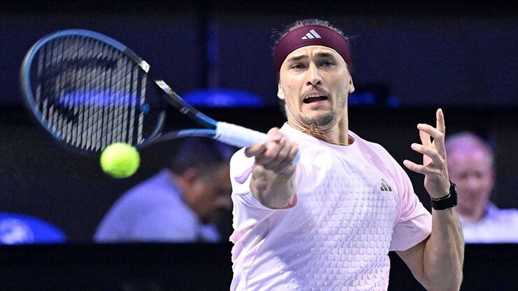 Nóng rực tennis ATP 500: Zverev thắng áp đảo, vào bán kết Vienna Open - 1